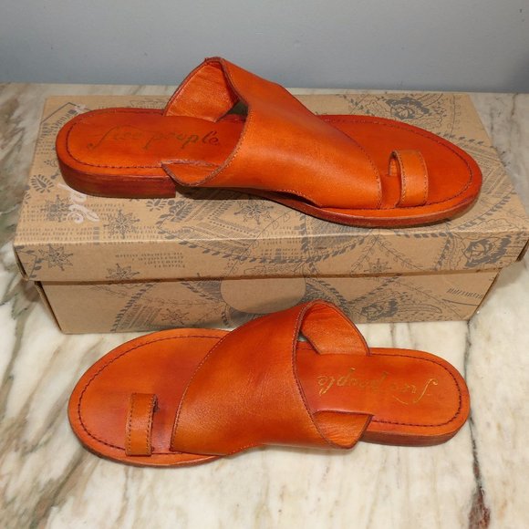 Free People Sant Antoni Slide Toe Ring Sandal Coral 38 (US Women's 8) NiB - Picture 9 of 13